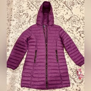 Reebok NWT women’s blackberry wine winter coat size Medium
